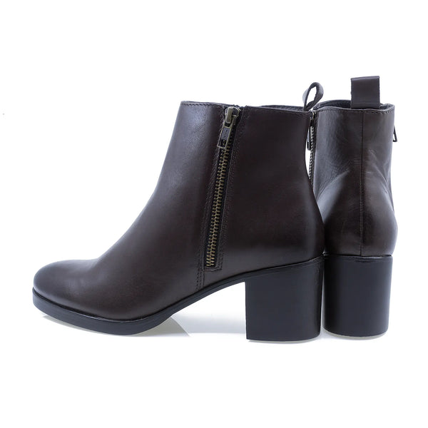 Ghete-dama-Intermoda-Int-H16-casual-piele-naturala-maro-nouamoda.ro-5