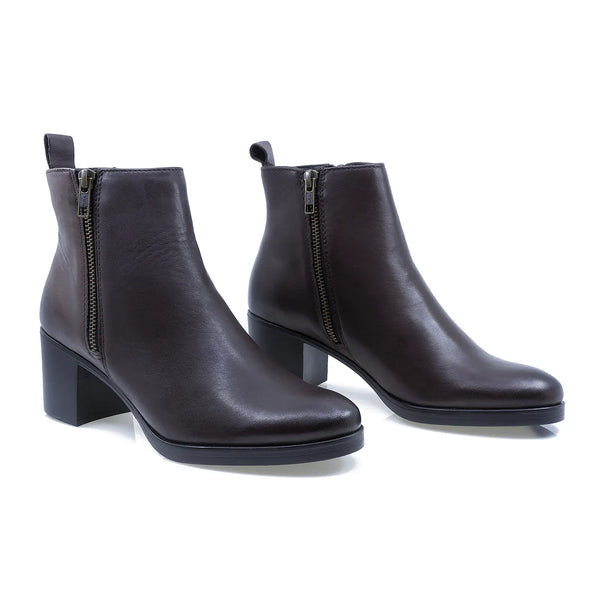 Ghete-dama-Intermoda-Int-H16-casual-piele-naturala-maro-nouamoda.ro